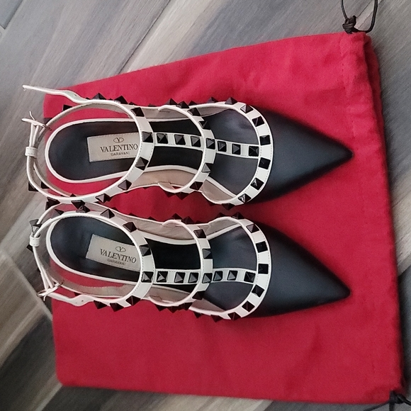 Valentino rockstud heels - Picture 2 of 6